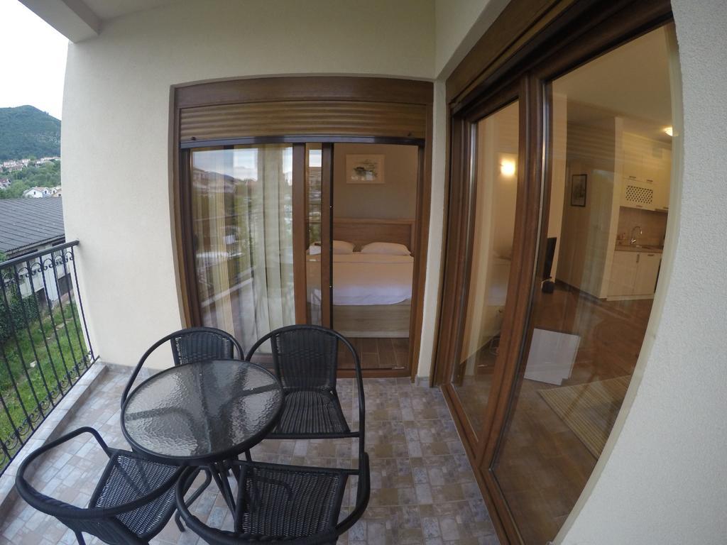 Apartments Porat Tivat Exterior foto